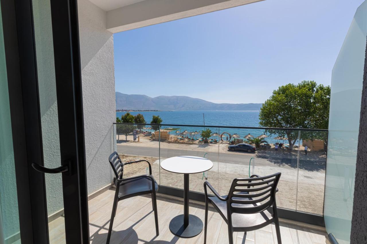 B&B Champagne, Vlore Bay Radhimë Exterior foto