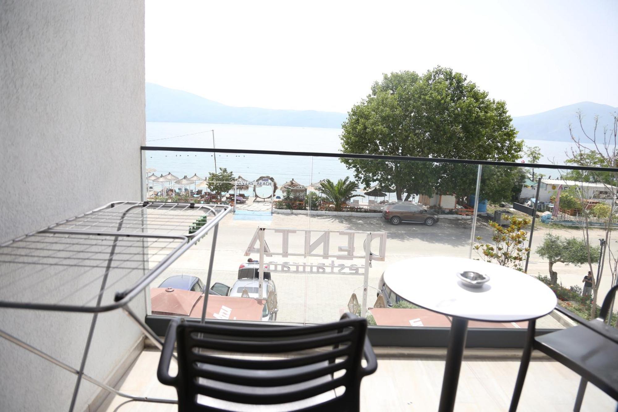 B&B Champagne, Vlore Bay Radhimë Exterior foto